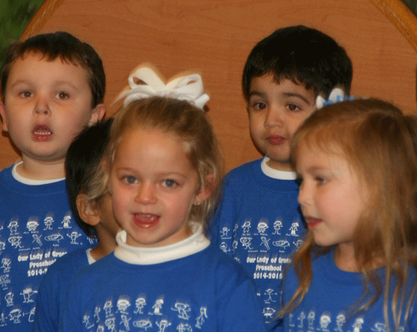 preschoolers-sing-christmas-songs-for-fb