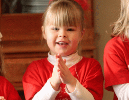 stef-preschooler-with-praying-hands